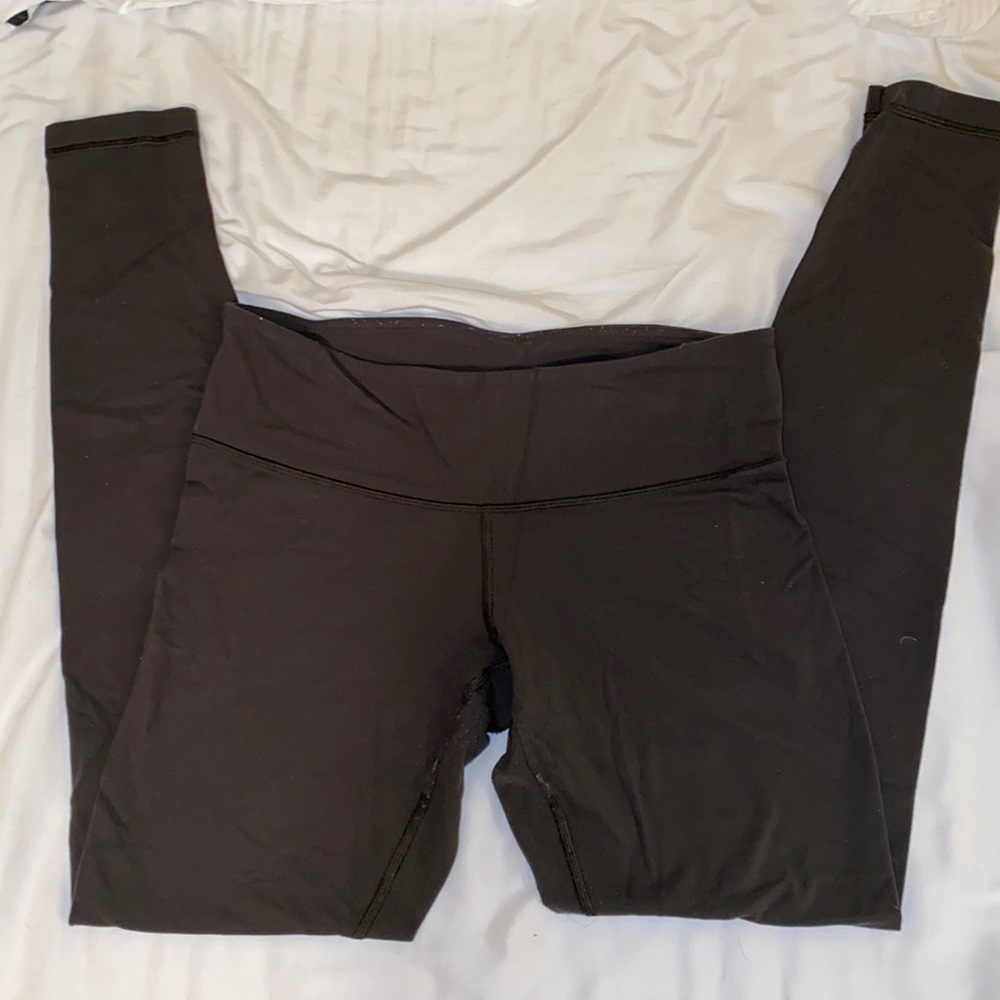 Lululemon wunder under
